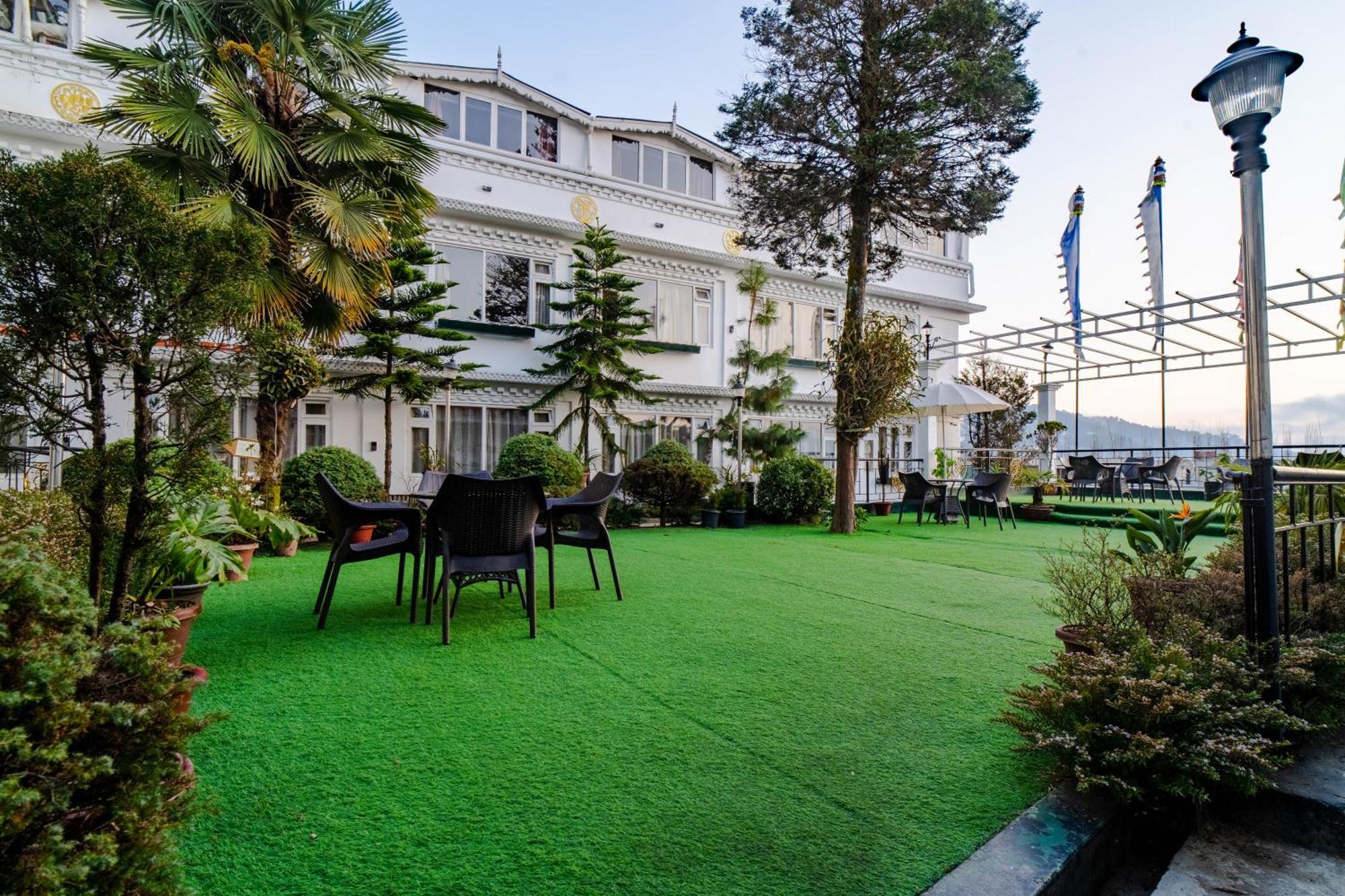 Hotel Little Tibet Darjeeling  Exterior foto